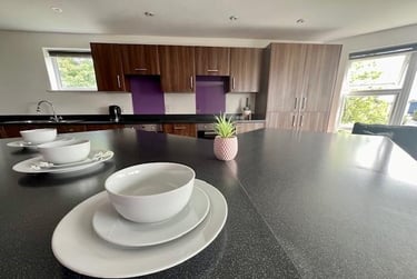 1 bed flat, 2 - 4 Plymbridge Lane  (FA), Crownhill, Plymouth, PL68DE - Image 3